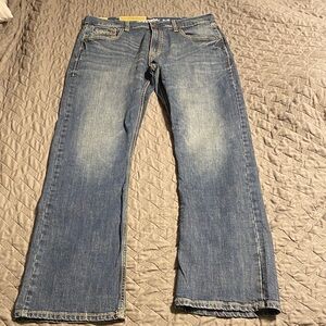 Wrangler Men's Bootcut Jeans in Classic Blue